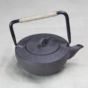15.2 Fl Oz Small Brown Vintage Unique Old Cast Iron Teapot Kettle For Sale