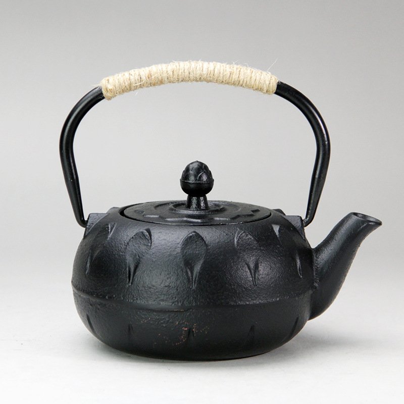 20.3 Fl Oz Black Antique Lotus Flower Small Cast Iron Teapot Set 20.3 Fl Oz Black Antique Lotus Flower Small Cast Iron Teapot Set
