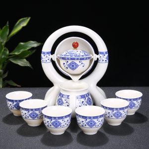Blue And White Porcelain Semi Automatic Lazy Tea Set With Circle Stand