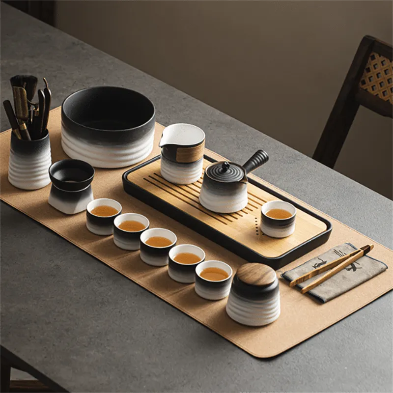 Black And White Antique Simple-style Porcelain Japanese Tea Ceremony Set Black And White Antique Simple-style Porcelain Japanese Tea Ceremony Set