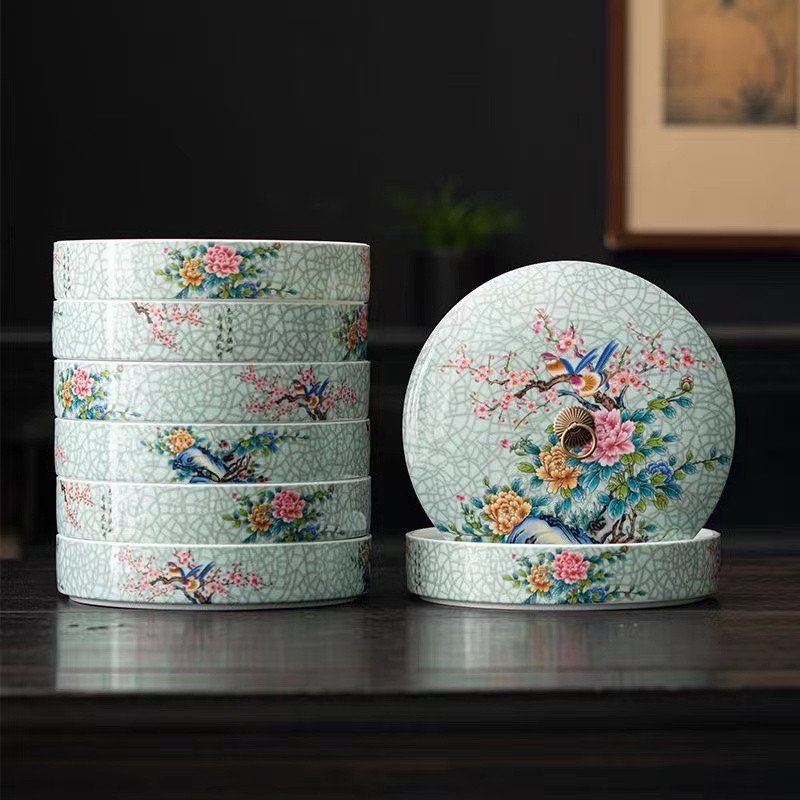 Large Antique Chinese Enamel Porcelain Loose Leaf and Tea Cake Caddy Large Antique Chinese Enamel Porcelain Loose Leaf and Tea Cake Caddy