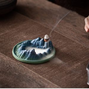 Green Mountain-Shaped Ceramic Smoke Backflow and Waterfall Incense Burner