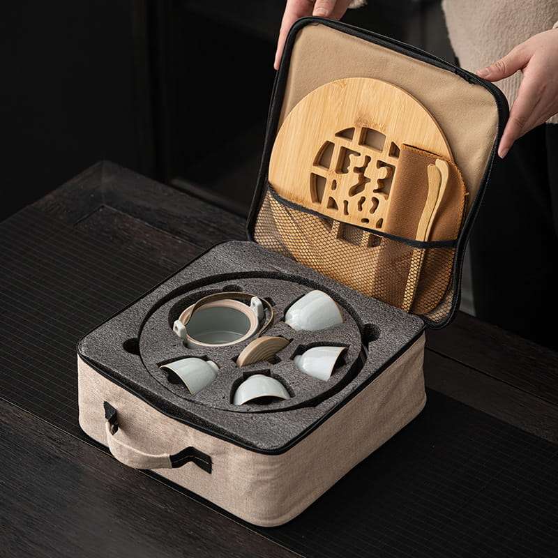 Antique Ru Kiln Porcelain Portable Travel Tea Set Case Antique Ru Kiln Porcelain Portable Travel Tea Set Case