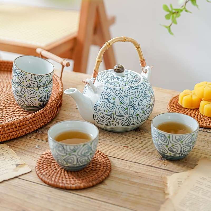 Vintage Porcelain Hand-painted Geometric Pattern Japanese Teapot Set With Bamboo Handle Vintage Porcelain Hand-painted Geometric Pattern Japanese Teapot Set With Bamboo Handle