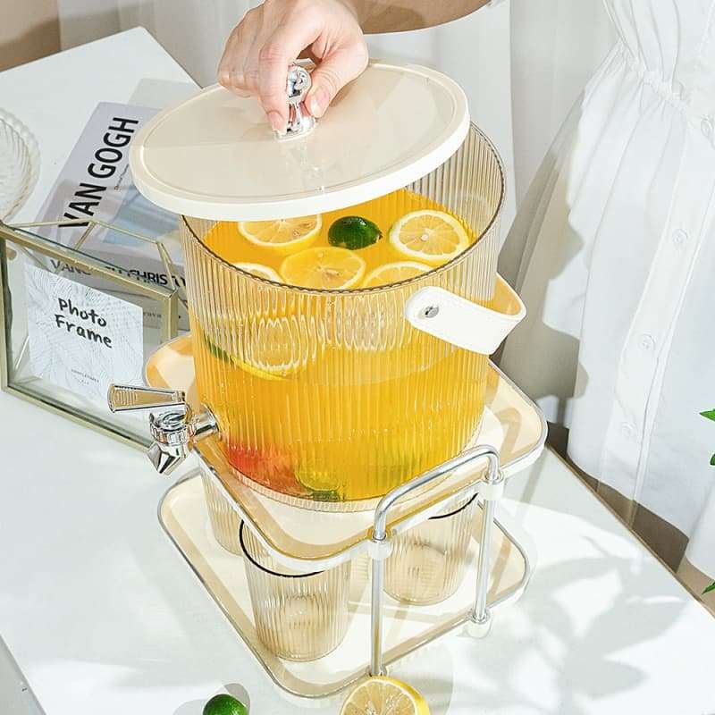 0.9 And 1.3 Gallon Vintage Mason Plastic Sun Tea Jar Set With Spigot And Metal Spout 0.9 And 1.3 Gallon Vintage Mason Plastic Sun Tea Jar Set With Spigot And Metal Spout