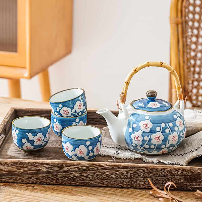 Antique Porcelain Hand-painted Snow Flower Japanese Teapot Set With Bamboo Handle Antique Porcelain Hand-painted Snow Flower Japanese Teapot Set With Bamboo Handle
