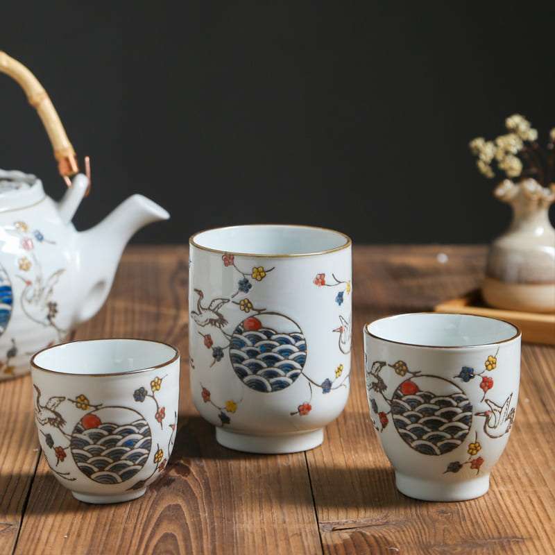 Vintage Porcelain Hand-painted Crane Japanese Teapot And Cup Set With Bamboo Handle Vintage Porcelain Hand-painted Crane Japanese Teapot And Cup Set With Bamboo Handle