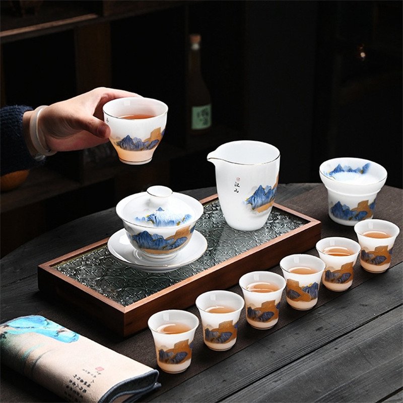 5.07fl Oz/150ml Gold Inlay The Great Wall Pattern Ultra-thin Ice Jade Porcelain Gaiwan Tea Set 5.07fl Oz/150ml Gold Inlay The Great Wall Pattern Ultra-thin Ice Jade Porcelain Gaiwan Tea Set