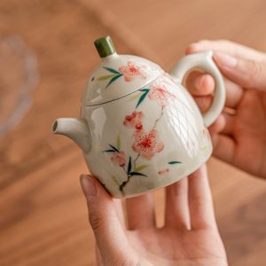 3.4 Fl Oz/100 Ml Antique Hand-painted Flower Porcelain Miniature And Mini Teapot