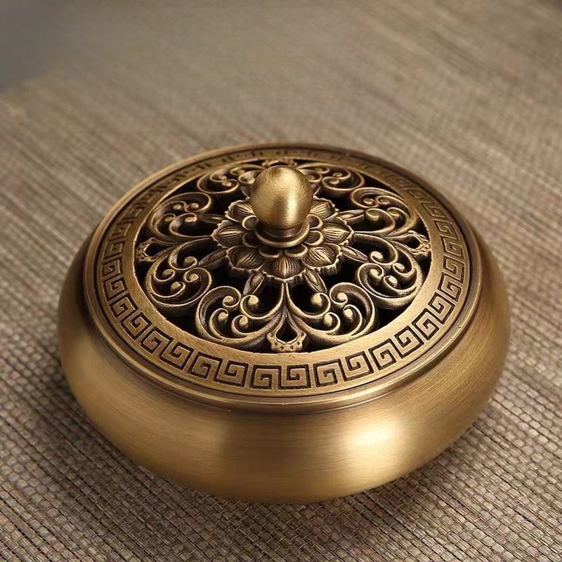 Hand-Carved Flower Antique Chinese Brass Incense Burner Hand-Carved Flower Antique Chinese Brass Incense Burner