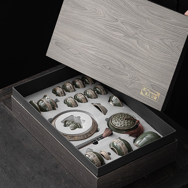 Antique Dragon Theme Cracked Porcelain Traditional Chinese Tea Ceremony Set Antique Dragon Theme Cracked Porcelain Traditional Chinese Tea Ceremony Set