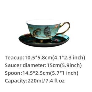 Luxurious And Royal Vintage Patterned Fine Bone China Porcelain Tea Cups And Saucers Set For Sale