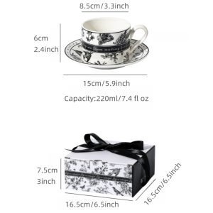 Luxurious And Royal Vintage Patterned Fine Bone China Porcelain Tea Cups And Saucers Set For Sale