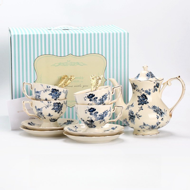 English Countryside Red And Blue Rose Bone China Coffee And Tea Sets For Adults Vintage English Countryside Red And Blue Rose Bone China Coffee And Tea Sets For Adults Vintage