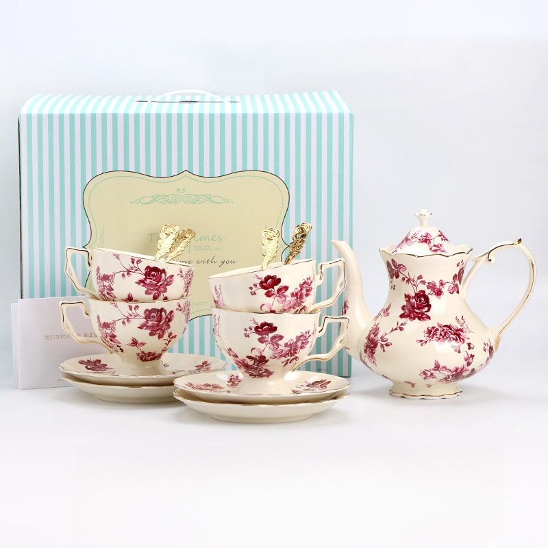 English Countryside Red And Blue Rose Bone China Coffee And Tea Sets For Adults Vintage English Countryside Red And Blue Rose Bone China Coffee And Tea Sets For Adults Vintage