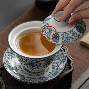 6.08fl Oz/180ml Magnolia Flower Pattern Blue And White Porcelain Easy Gaiwan Teapot