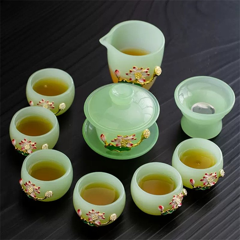 5.74fl Oz/170ml Pure Gold Inlaid Lotus Pattern Green Jade Colored Glaze Gaiwan Tea Set 5.74fl Oz/170ml Pure Gold Inlaid Lotus Pattern Green Jade Colored Glaze Gaiwan Tea Set