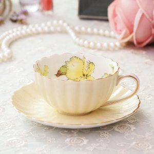 Green And White Golden Rim Royal Bone China Vintage Tea Cups And Saucers Set Cheap For Sale