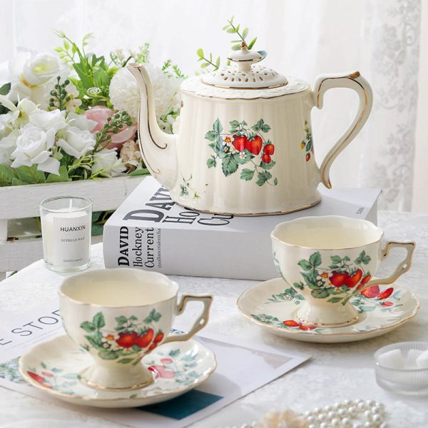Pink Rose Garden English Vintage And Fine Bone China Porcelain Tea And Plate Set For Sale