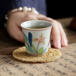 1.2 Fl Oz/35 Ml Hand Painted Iris Ceramic Chinese Gongfu Master Tea Ceremony Cup