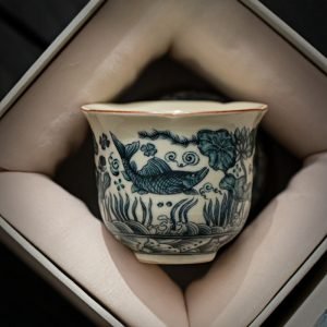 1.7 Fl Oz/50 Ml Ru Kiln Porcelain Fish And Seaweed Gongfu Tea Cup With Gift Box