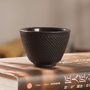 2.2 Fl Oz/65 Ml Black Particle Cast Iron Tea Cup With Saucer