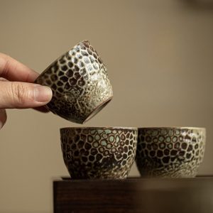 2.4 Fl Oz/70 Ml Handmade Hammered Traditional Pottery Gongfu Reusable Tea Cup