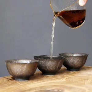 2.7 Fl Oz-3 Fl Oz Antique Iron Pottery Flower Shaped Traditional Japanese Tea Cups