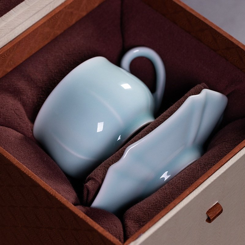 8.8 Fl Oz/260 Ml Premium Celadon Porcelain Tea Cup And Saucer Gift Set Of 2 8.8 Fl Oz/260 Ml Premium Celadon Porcelain Tea Cup And Saucer Gift Set Of 2
