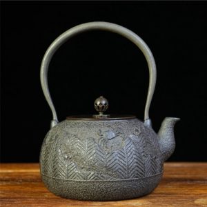 40.6 Fl Oz Handmade Black Crab Pattern Cast Iron Asian Teapot Vintage