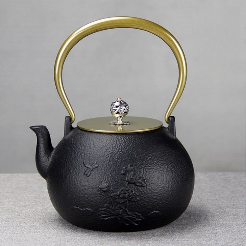 40.6 Fl Oz Traditional Antique Floral Black Old Cast Iron Teapot For Sale 40.6 Fl Oz Traditional Antique Floral Black Old Cast Iron Teapot For Sale