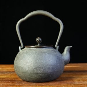 40.6 Fl Oz Traditional Handmade Vintage Old Black Iron Tea Kettle For Sale
