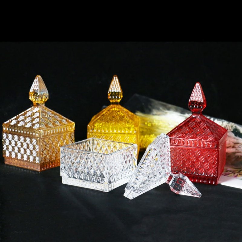 European Style Colorful Crystal Old Fashion Candy Buffet Display Jars Gift With Lid European Style Colorful Crystal Old Fashion Candy Buffet Display Jars Gift With Lid
