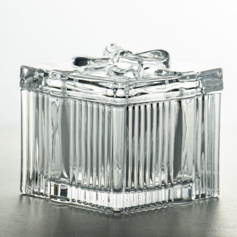 Small Square Valentine Glass Chocolate Candy Display Jars In Bulk With Bow-tied Lid For Weddings Small Square Valentine Glass Chocolate Candy Display Jars In Bulk With Bow-tied Lid For Weddings