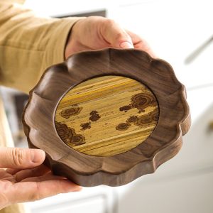 Sunflower Pattern Japanese Style Wooden Tea Boat Made Of Walnut