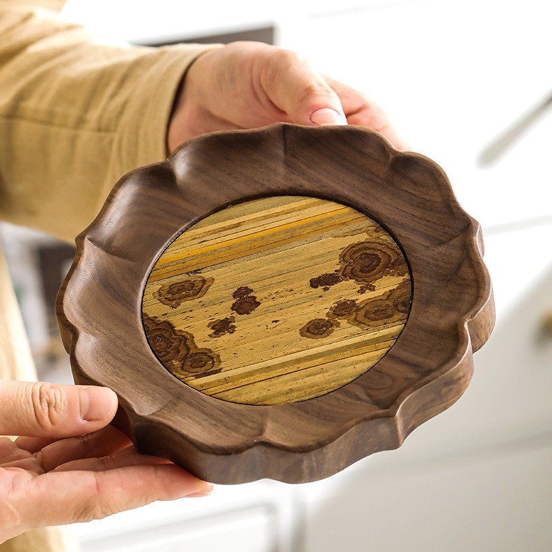 Sunflower Pattern Japanese Style Wooden Tea Boat Made Of Walnut Sunflower Pattern Japanese Style Wooden Tea Boat Made Of Walnut