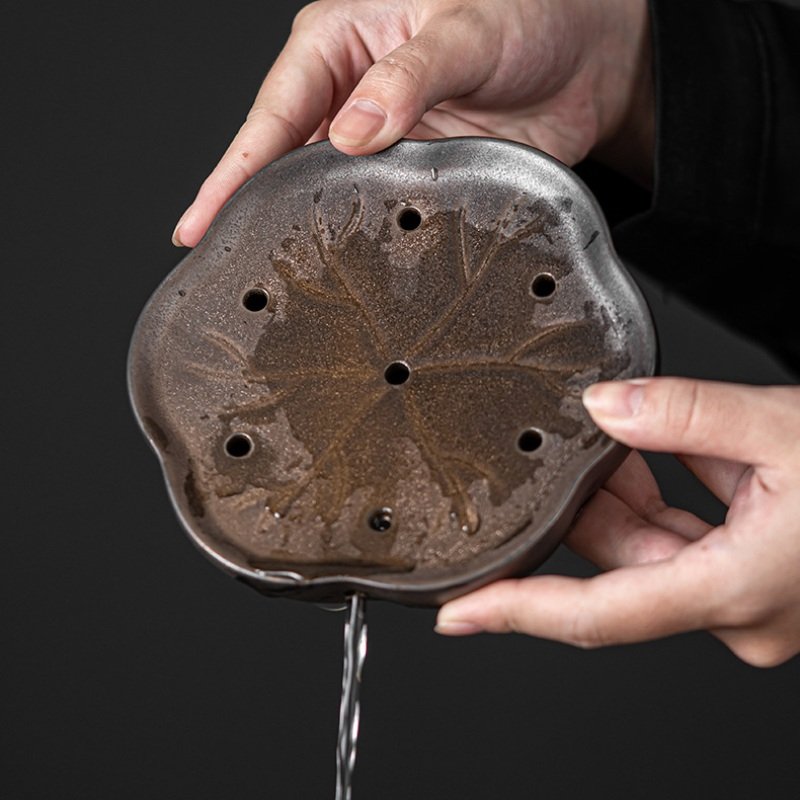 Handcrafted Ceramic Lotus Theme Chinese Style Tea Boat Handcrafted Ceramic Lotus Theme Chinese Style Tea Boat