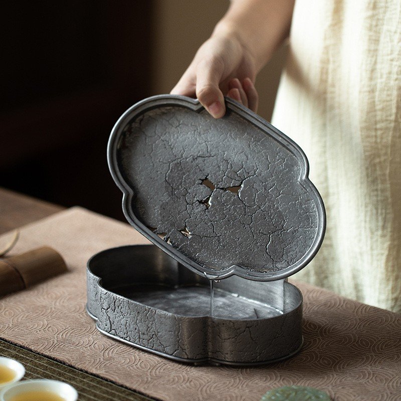 Handmade Vintage Lotus Pattern Chinese Tin Tea Boat Handmade Vintage Lotus Pattern Chinese Tin Tea Boat