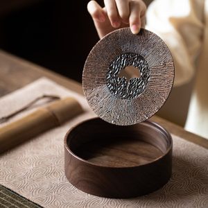 Walnut Wooden Hollow-carved Design Tea Boat
