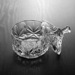 Vintage Small Display Crystal Glass Gift Candy Jars For Candy Buffet With Lids For Christmas Holidays