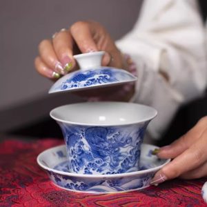 5.41fl Oz/160ml Antique Dragon Pattern Blue And White Porcelain Jingdezhen Gaiwan Tea Set For Sale
