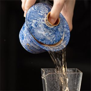 6.08fl Oz/180ml Vintage Chinese Dragon Walking In Flower Sea Pattern Porcelain Gaiwan With Hover Lid