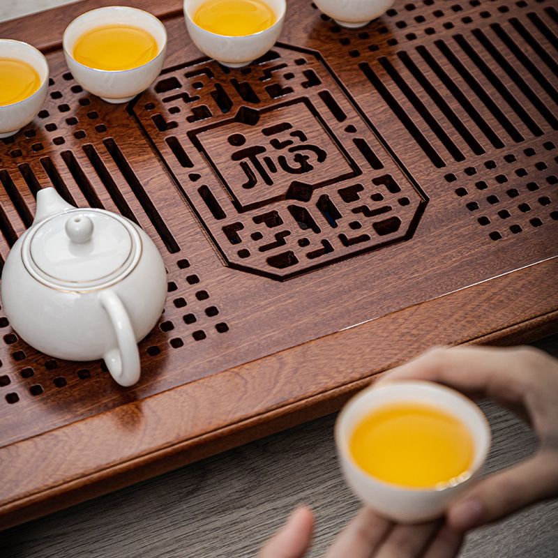 Japanese Style Gongfu Tea Tray Made Of Rosewood With Water Storage Drain Japanese Style Gongfu Tea Tray Made Of Rosewood With Water Storage Drain