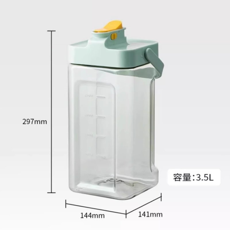 0.9 Gallon Green And White Plastic Square Cold Sun Tea Container With Portable Handle 0.9 Gallon Green And White Plastic Square Cold Sun Tea Container With Portable Handle
