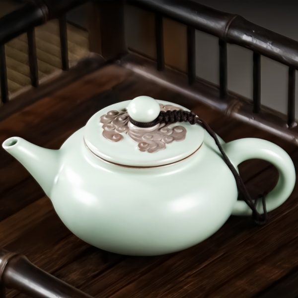 6.8 Fl Oz/200 Ml Traditional Ru Kiln White Antique Chinese Porcelain Teapot