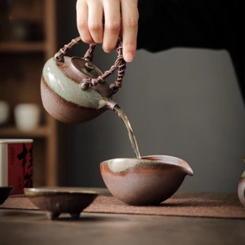 7.4 Fl Oz Antique Handmade Ceramic Small Rough Pottery Teapot And Candle Warmer 7.4 Fl Oz Antique Handmade Ceramic Small Rough Pottery Teapot And Candle Warmer