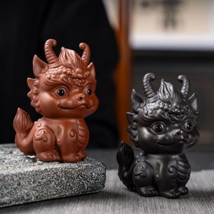 Antique Chinese Tea Ceremony Purple Clay Fortune Dragon Gongfu Tea Pet For Sale