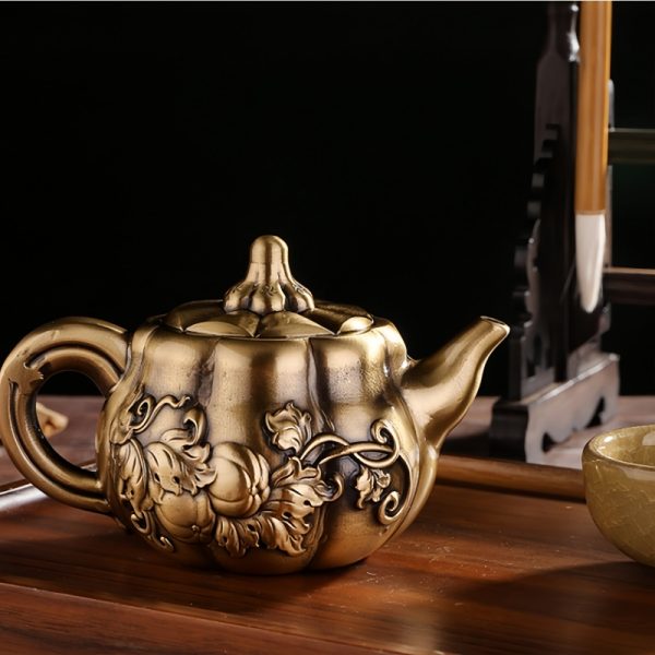 Antique Small Pumpkin Shaped Embossed Pattern Brass Tea Kettle For Sale
