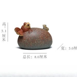 Antique Spitting Goldfish And Frog On The Stone Zisha Gongfu Tea Pet Table Decoration
