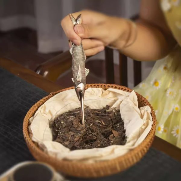 Best Fish Shaped Vintage Alloy Puerh Tea Ceremonial Needle For Sale